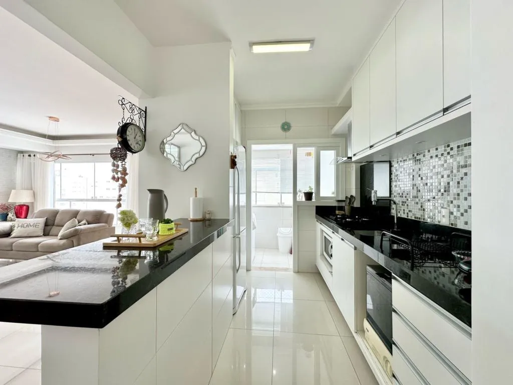 Imagem Apartamento 3 Dormitórios - Bairro Navegantes