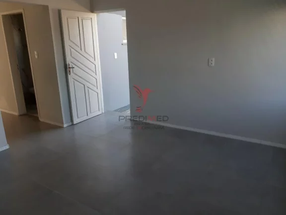 Imagem CASA ALTO PADRÃO no Recanto de Portugal, Impecavel, amplo pátio com acesso para carro