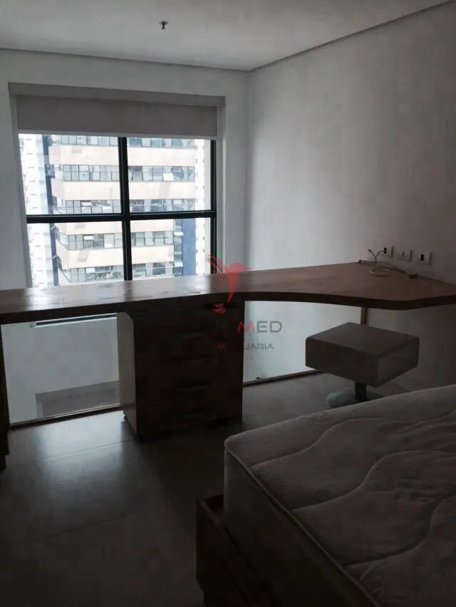 Imagem Alugo apartamento Duplex, mobiliado em Moema. São Paulo