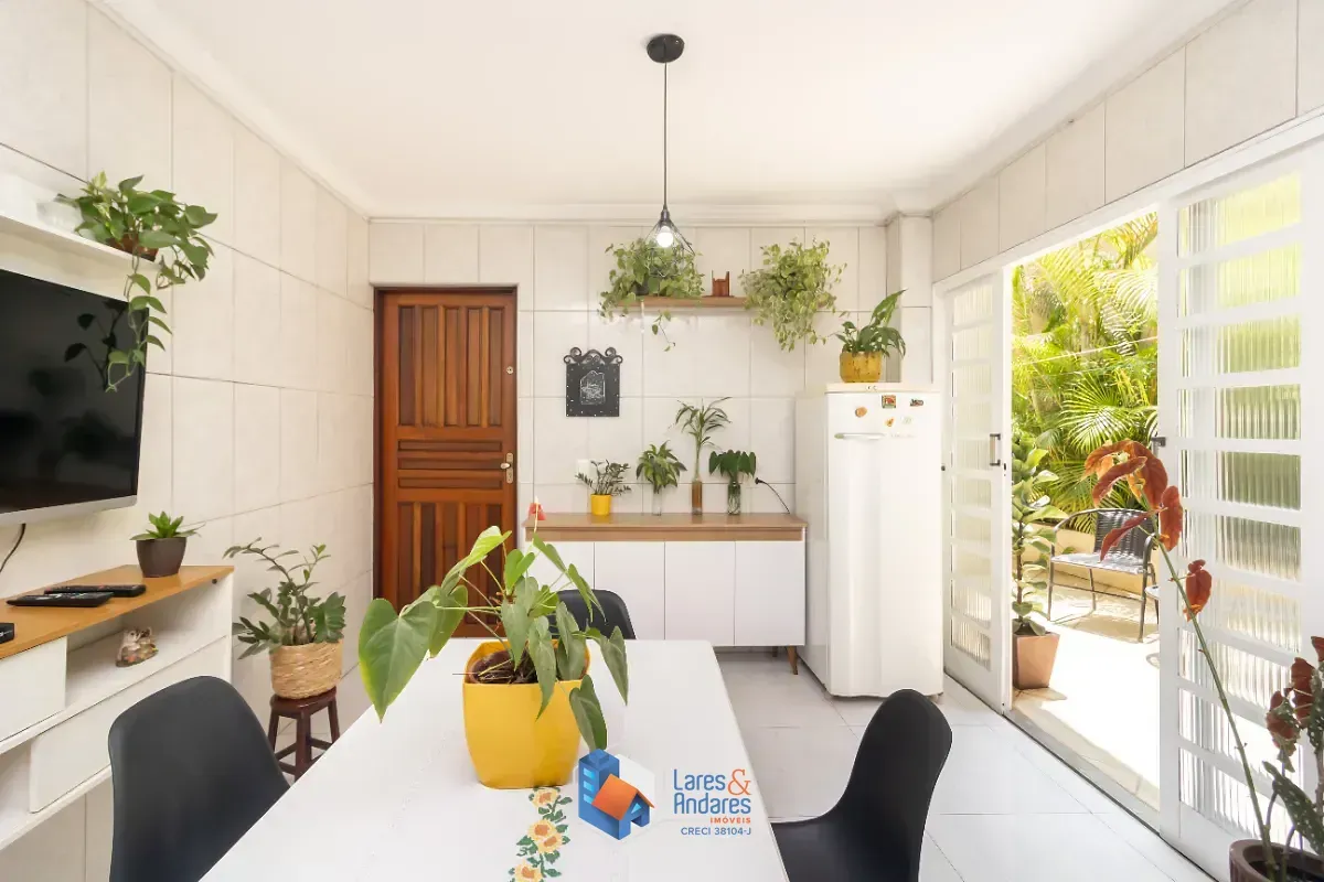 Imagem Casa para venda em Conjunto Residencial Vista Verde com 3 quartos, sendo 1 suíte, 127m²