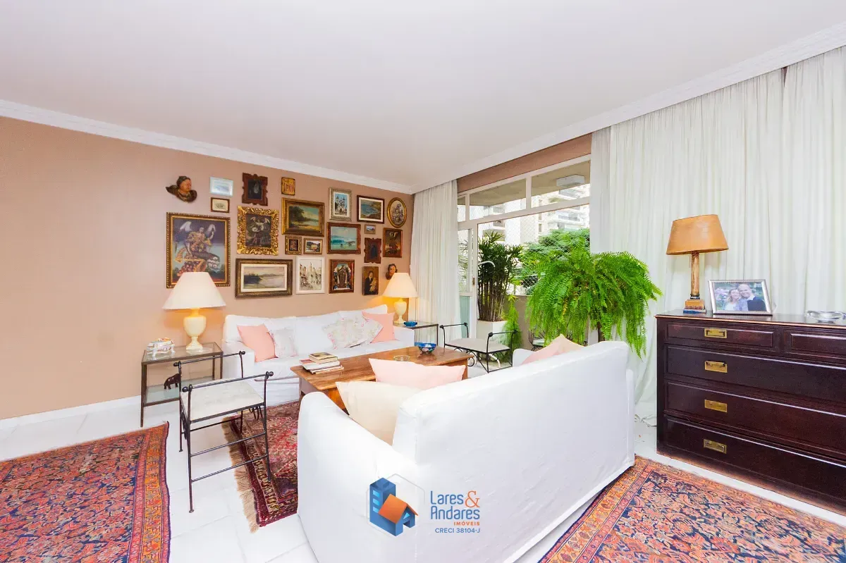 Imagem Apartamento para venda em Santa Cecília com 3 quartos, sendo 2 suítes, 208m²