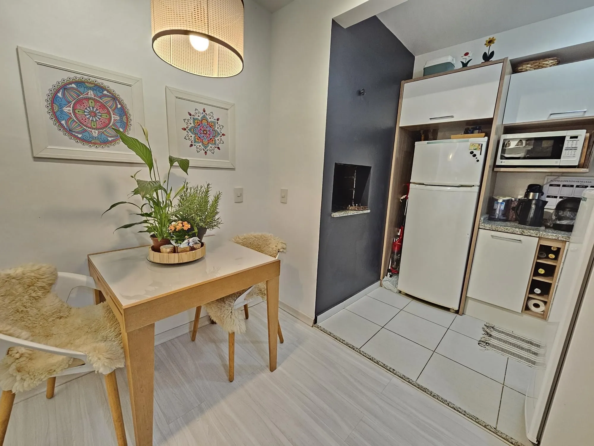 Imagem Lindissimo apartamento 2D, 1 vaga, sacada e churrasqueira, Morro Santana, Porto Alegre/RS