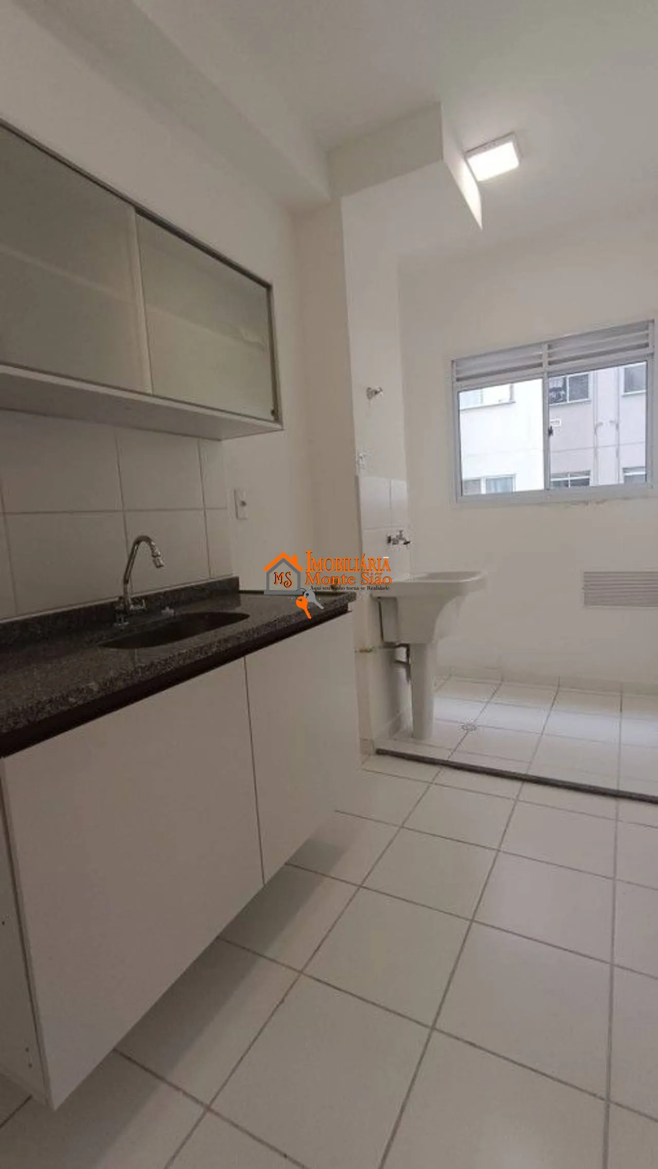 Imagem Apartamento com 2 dormitórios à venda, 46 m² por R$ 245.000,00 - O Pequeno Coração - Itaquaquecetuba/SP