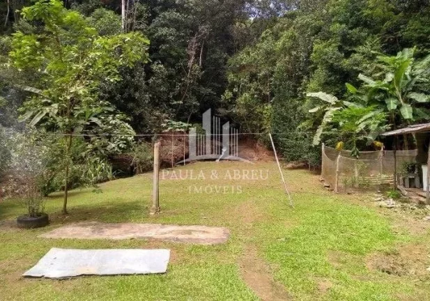 Imagem Chácara 13.000m², 6.000 Limpo, 2 Dorms 1 Suíte, Cachoeira pequena, Lago com peixe, Murada, Baia, Canil, 100 pés de Banana em Santa Rita do Ribeira, Miracatu-SP
