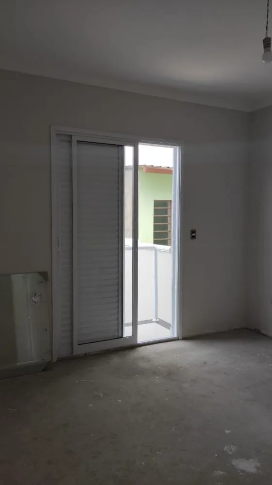 Imagem VENDO LINDO SOBRADO NOVO NO BAIRRO CAMPO GRANDE - SP