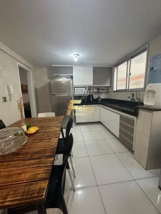 Imagem BELÍSSIMO APARTAMENTO DE 03 QUARTOS, TODO REFORMADO NO PORCELANATO, SOL DA MANHÃ, À VENDA NA PRAIA DO MORRO, EM GUARAPARI/ES!
