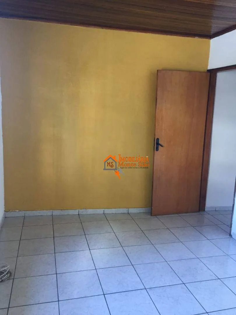 Imagem Sobrado com 4 dormitórios à venda por R$ 600.000,00 - Parque Renato Maia - Guarulhos/SP