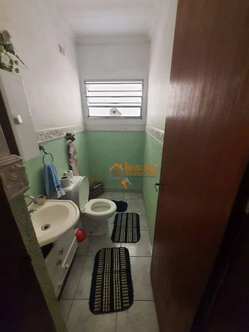 Imagem Sobrado à venda, 400 m² por R$ 604.999,00 - Jardim Bela Vista - Guarulhos/SP