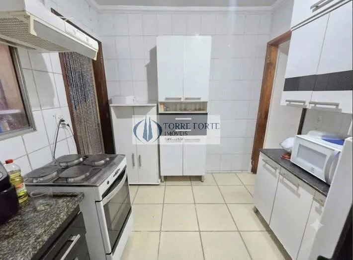Imagem Bela casa em condomínio fechado com 2 dormitórios em Itaquera