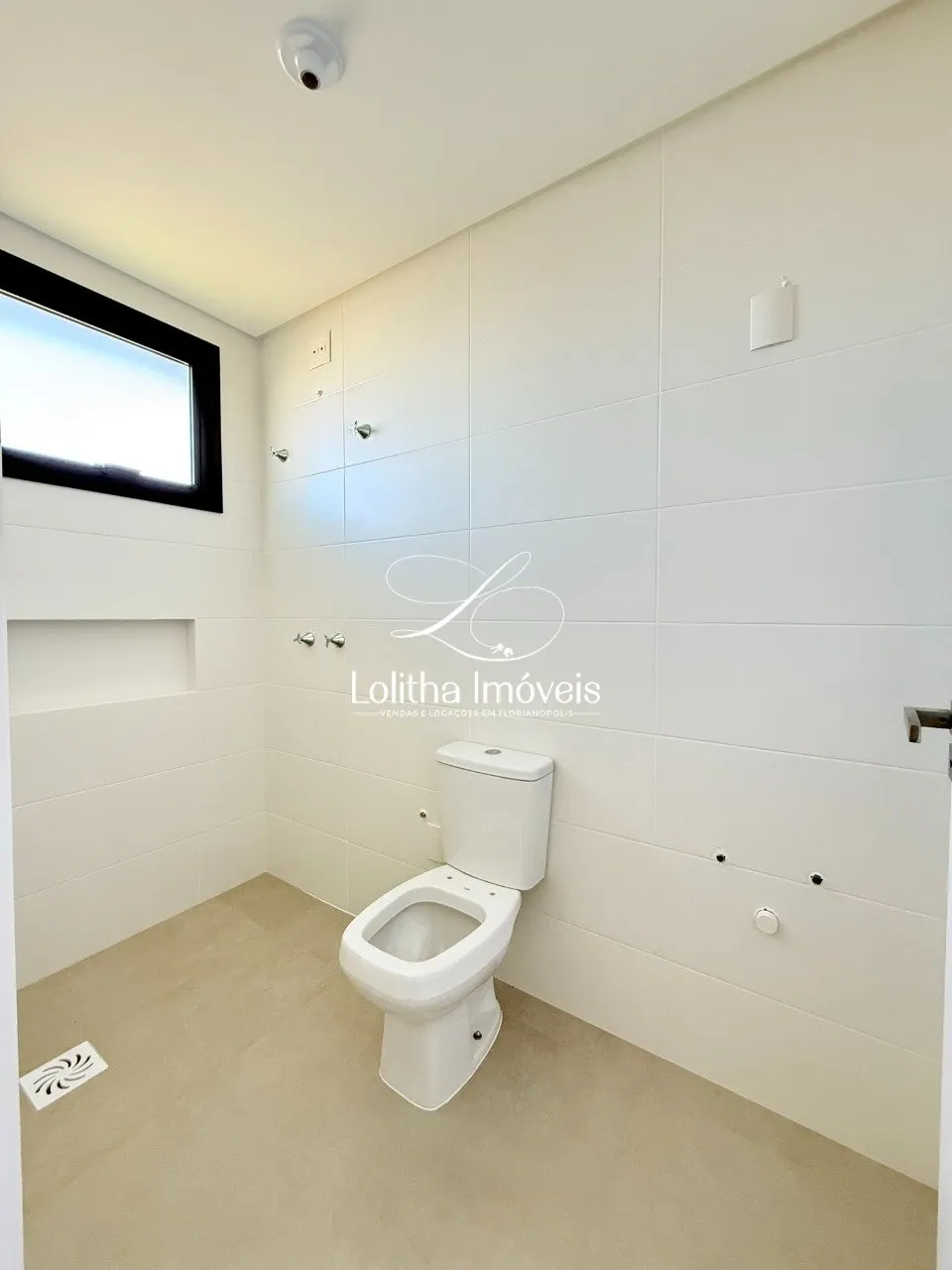 Imagem APARTAMENTO À VENDA COM 2 SUÍTES NA AGRONÔMICA, EM FLORIANÓPOLIS/SC