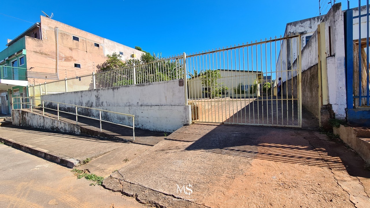 Imagem Galpão à Venda ou Locação, 224 metro em Sobradinho - Brasília