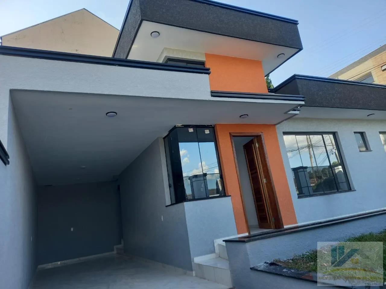 Imagem Casa para Venda em São José dos Pinhais, São Domingos, 3 dormitórios, 1 suíte, 2 banheiros, 2 vagas