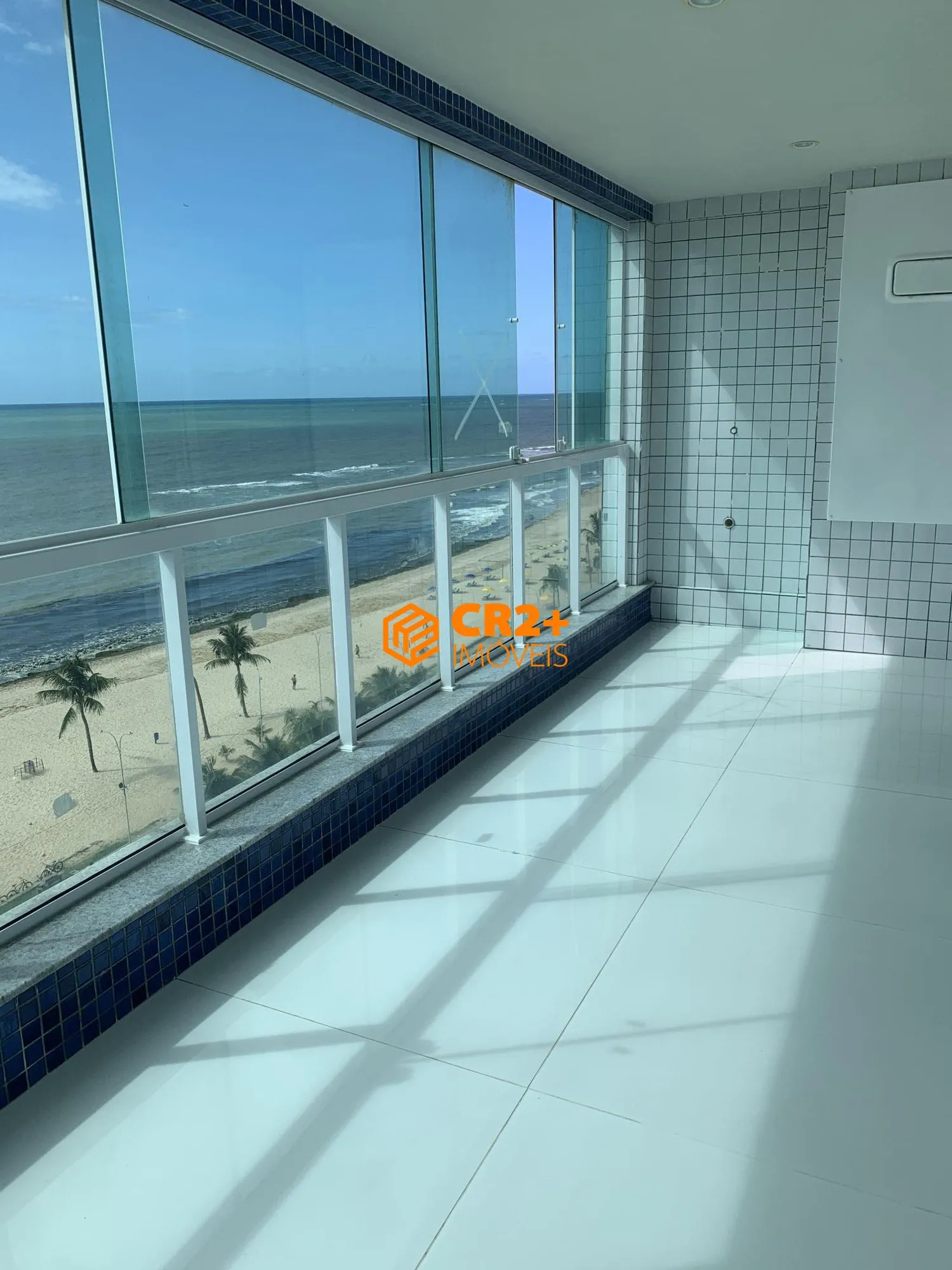 Imagem Vendo Apartamento com 277m2, 4QTOS, 2 Suítes sendo uma master.