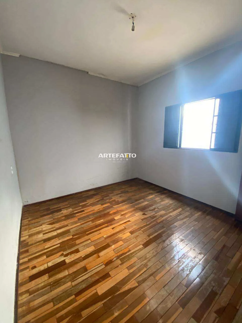 Imagem Casa à venda em Franca, Res. Sao Tomaz, com 3 quartos, 127m2