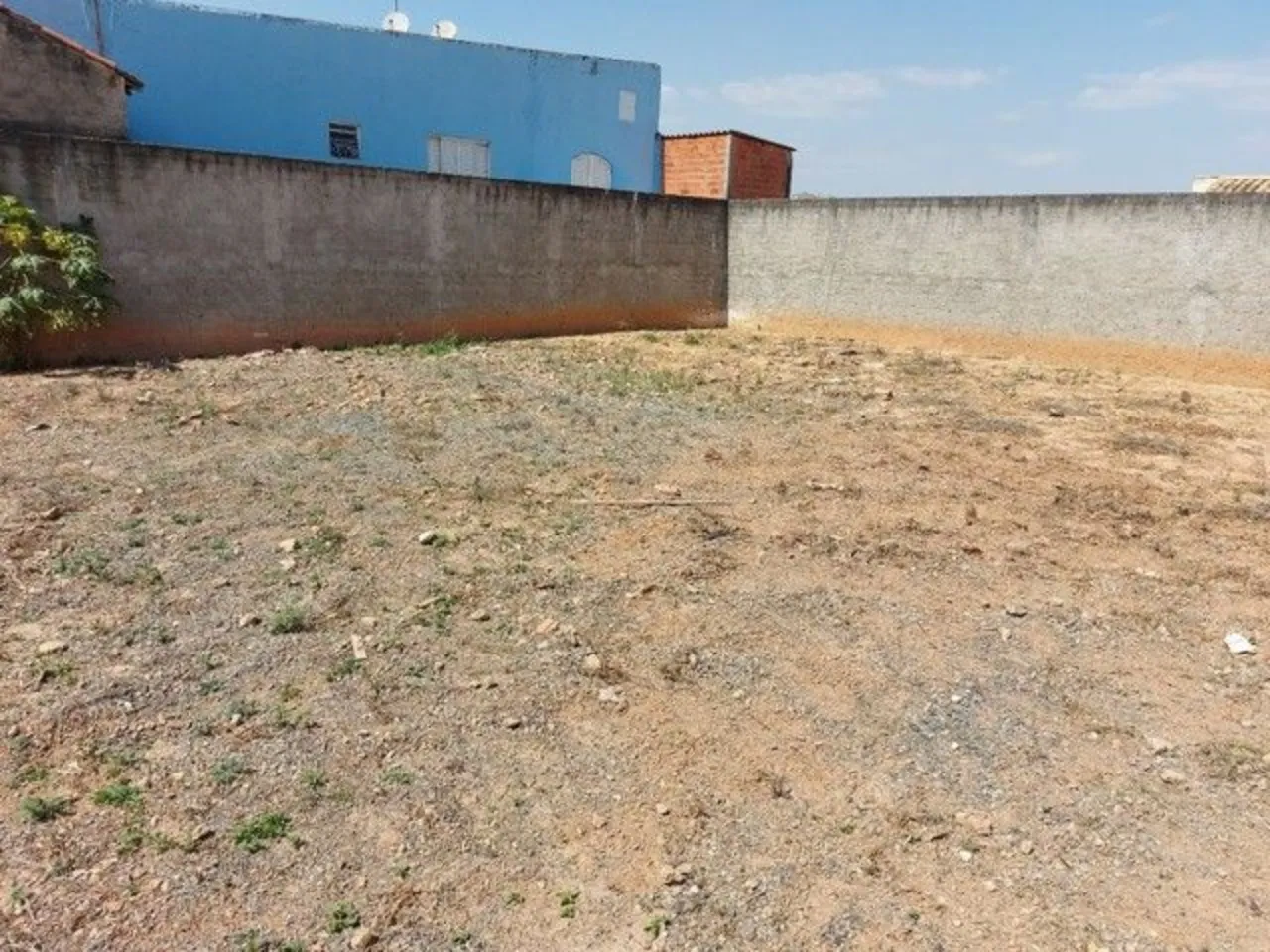 Imagem Terreno Comercial à Venda em Sorocaba-SP, Jardim Flamboyant - 300,27 m² de Área
