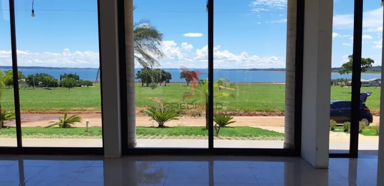 Imagem Casa de alto padrão com 4 Suites ,piscina, área gourmet, aquecimento,na Represa de Avaré