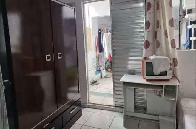 Imagem Casa sobrado á venda em condomínio - Pronto para morar