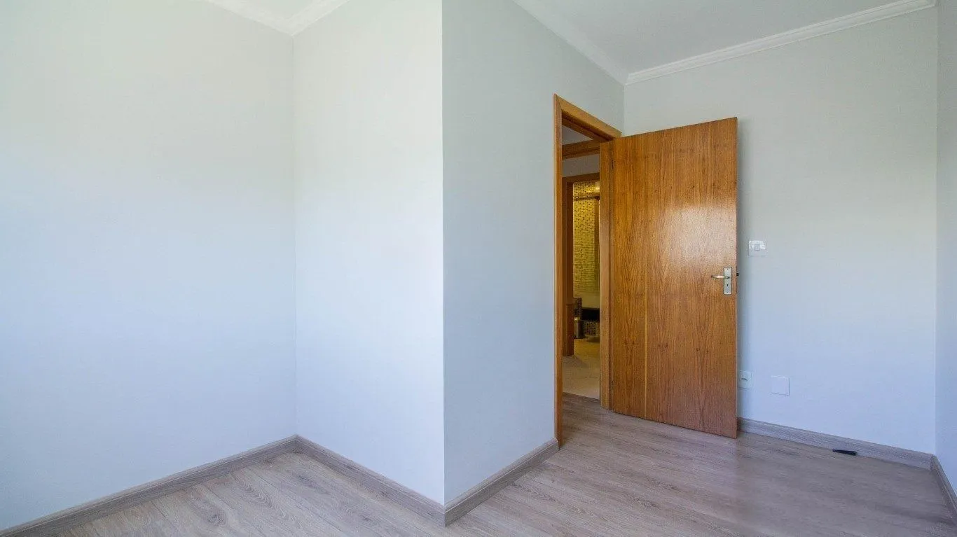 Imagem Vista Panorâmica, 3 Dormitórios com Suíte e 2 Vagas no Petrópolis
