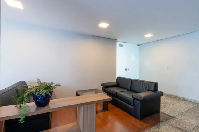 Imagem Apartamento à venda em São Paulo, Cerqueira C?(C)sar, com 3 quartos, 83m2