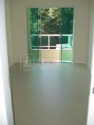 Imagem Sobrado 3 dormitórios sendo 1 suíte e 2 vagas de garagem