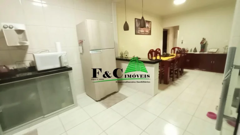 Imagem Casa para Venda em Araras, Vila Europa, 3 dormitórios, 2 banheiros, 3 vagas