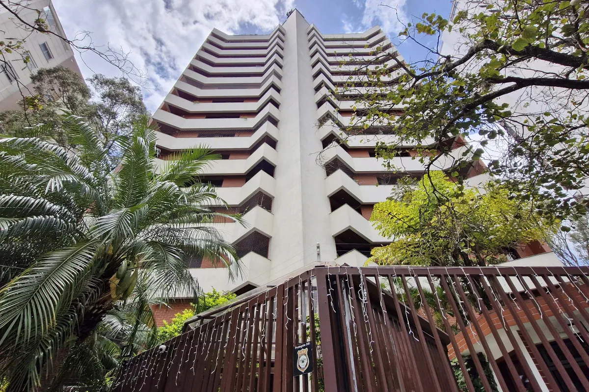 Imagem Cobertura para venda em Vila Andrade com 2 quartos, sendo 1 suíte, 201m2