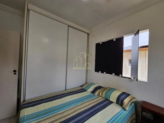 Imagem Casa em condomínio fechado com três suítes e área gourmet a venda em Patamares