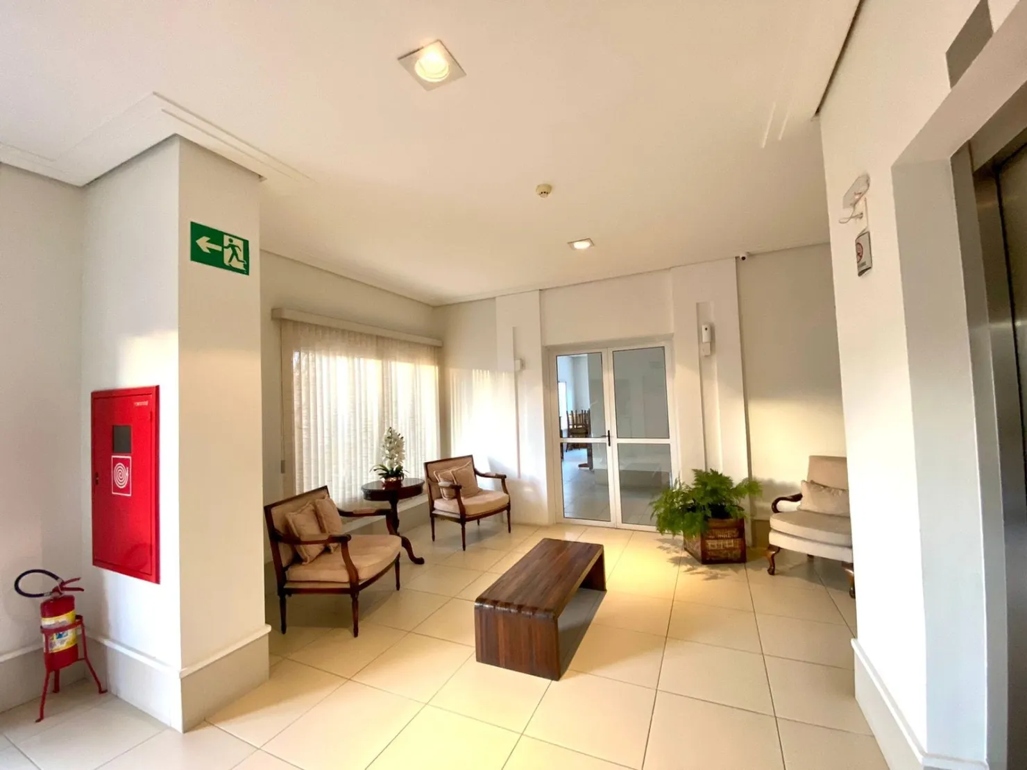 Imagem Apartamento à venda 3 Quartos, 1 Suite, 1 Vaga, 108M², Vila Jaboticabeira, Taubaté - SP | Edifício Sauipe
