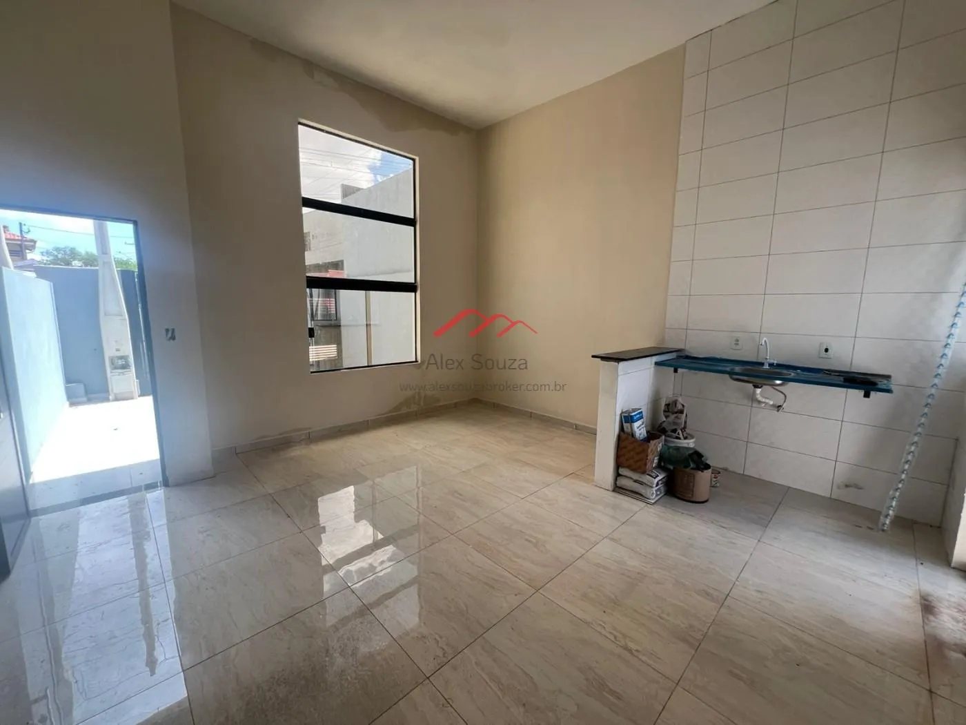 Imagem Casa para Venda em Hortolândia, Jardim Carmen Cristina, 3 dormitórios, 1 suíte, 2 banheiros, 2 vagas
