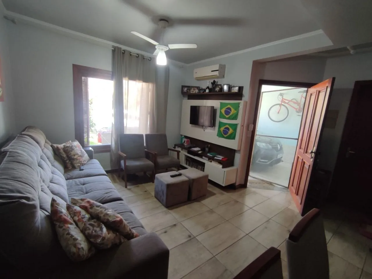 Imagem Casa em condomínio no bairro Guarujá