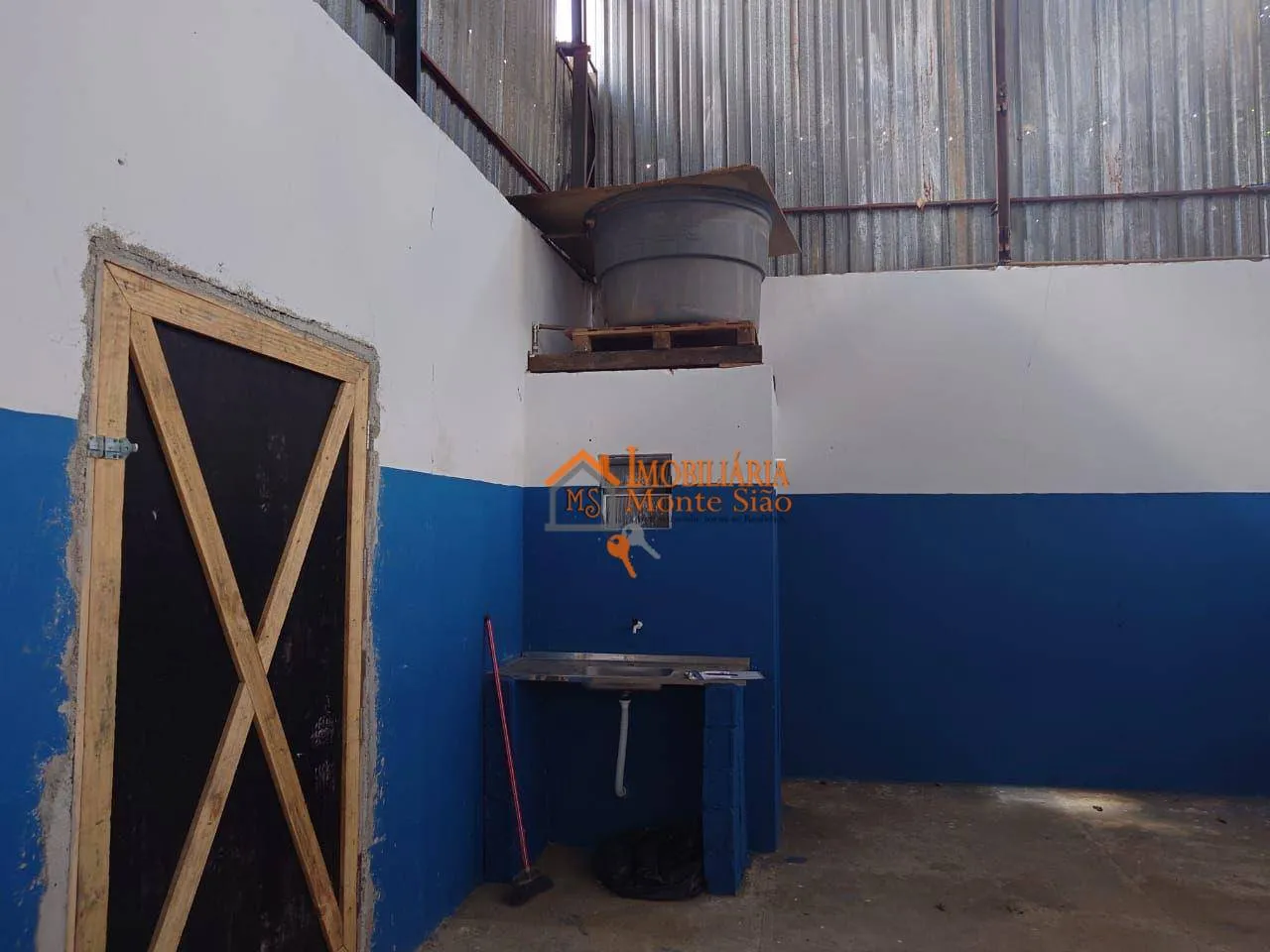 Imagem Galpão para alugar, 80 m² por R$ 2.700,00/mês - Taboão - Guarulhos/SP