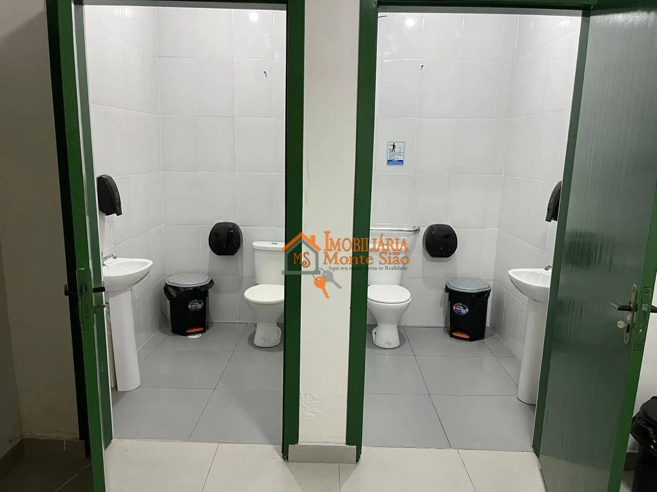 Imagem Casa com 3 dormitórios, 250 m² - venda por R$ 1.300.000,00 ou aluguel por R$ 12.250,00/mês - Jardim Presidente Dutra - Guarulhos/SP
