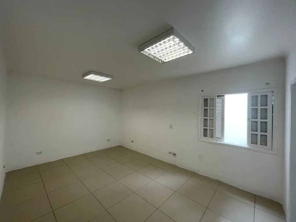 Imagem Imperdível: Casa de Luxo em São Caetano do Sul-SP, 3 quartos, 3 suítes, 4 banheiros, 5 vagas, 272m² - Bairro Osvaldo Cruz!
