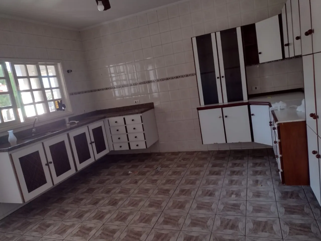 Imagem Vende-se Linda Casa no Loteamento fechado City Castelo