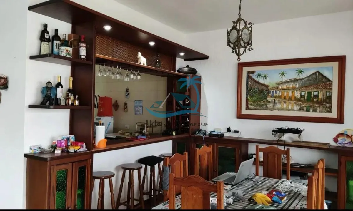 Imagem Excelente casa com 4 dormitórios a venda na região central de Ubatuba.