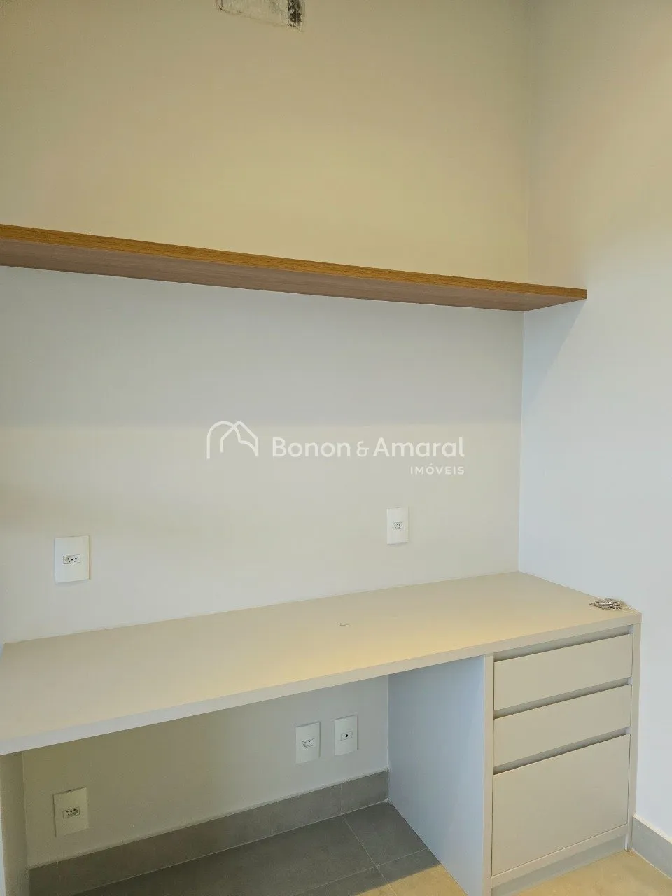 Imagem Casa à venda com 3 quartos ( 3 suítes + escritório) no Condomínio Santorini, Parqur Brasil 500, Paulínia