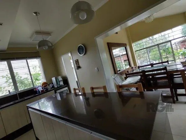 Imagem Casa em Belém Novo grande com 3 quartos, escritório