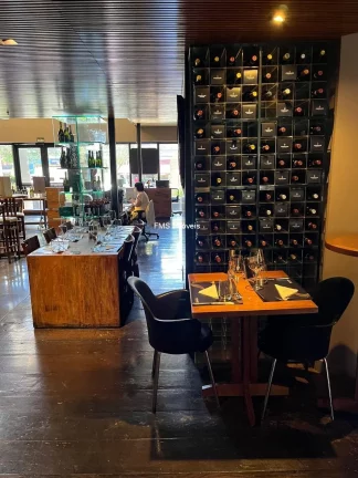 Imagem Loja Comercial para Locação no Itaim Bibi, São Paulo-SP 294m², 8 Vagas de Garagem