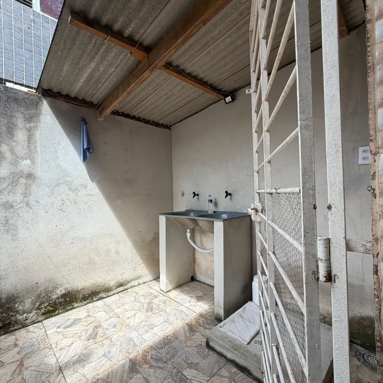 Imagem Casa com 3 Quartos à Venda, 198 m² em Iputinga - Recife