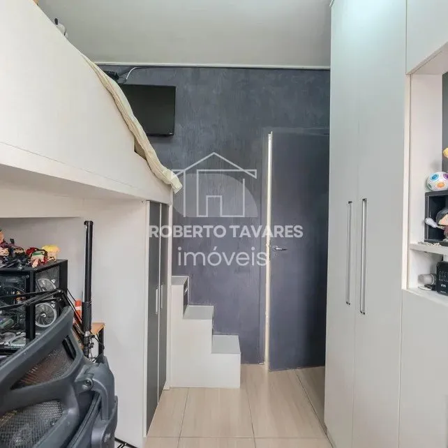 Imagem Apartamento com 2 dormitórios - Ed Central Park - 51m2 com varanda e 1 vaga.