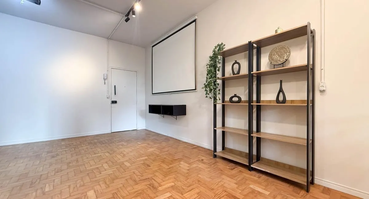 Imagem Apartamento com 1 Quarto para alugar, 39m² - Centro