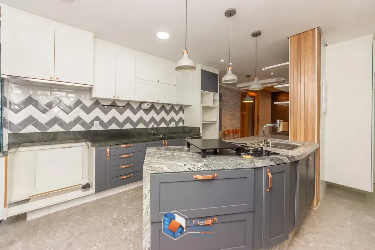 Imagem Casa para venda em Vila Clementino com 3 quartos, sendo 1 suíte, 297m²