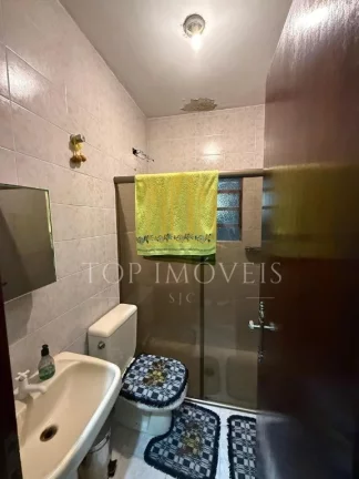 Imagem Linda Casa com Suíte e Área Gourmet no Putim! Essa é a casa ideal para quem busca conforto, espaço e momentos especiais em família!
