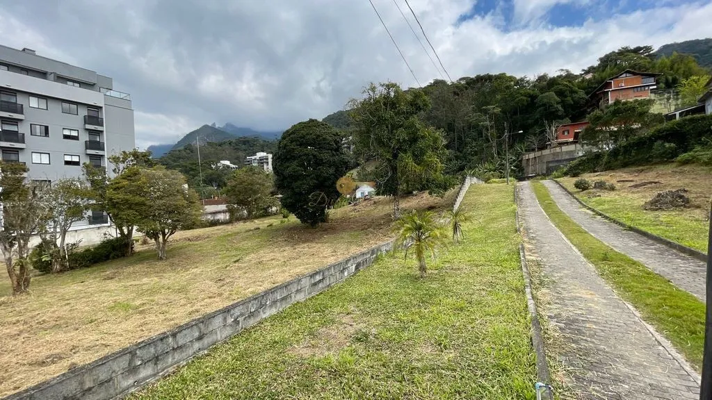 Imagem Terreno para Venda em Teresópolis / RJ no bairro Alto