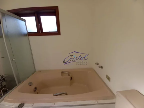Imagem Casa 4 dorms, 4 suítes, Piscina