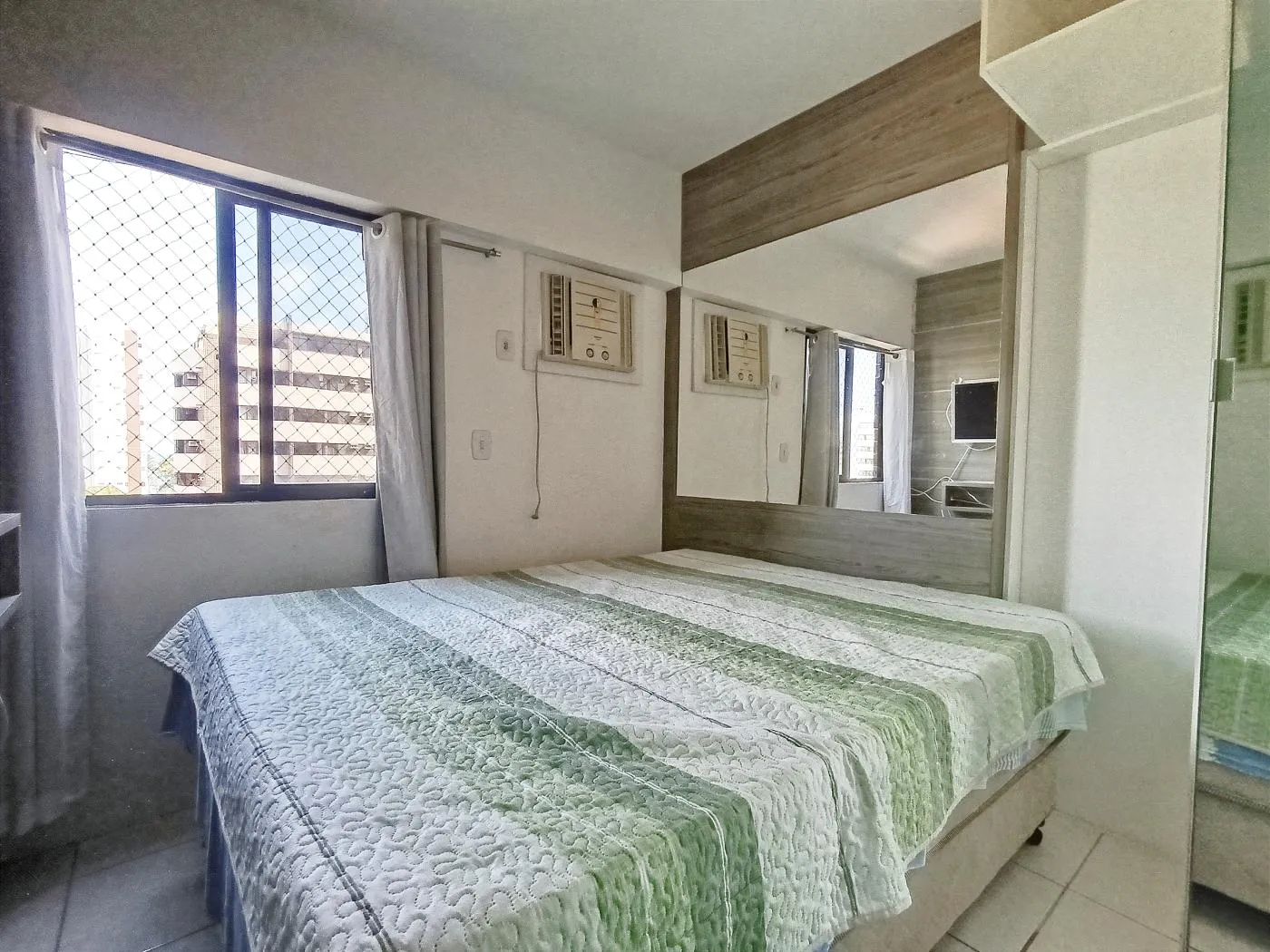 Imagem Apartamento para Venda em Maceió, Ponta Verde, 2 dormitórios, 1 suíte, 2 banheiros, 2 vagas