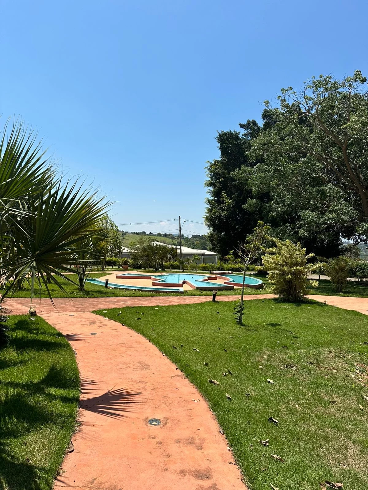 Imagem Terreno à venda Condomínio Fechado em Bofete, SP