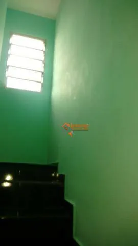 Imagem Casa com 3 dormitórios à venda, 125 m² por R$ 420.000,00 - Vila Barros - Guarulhos/SP
