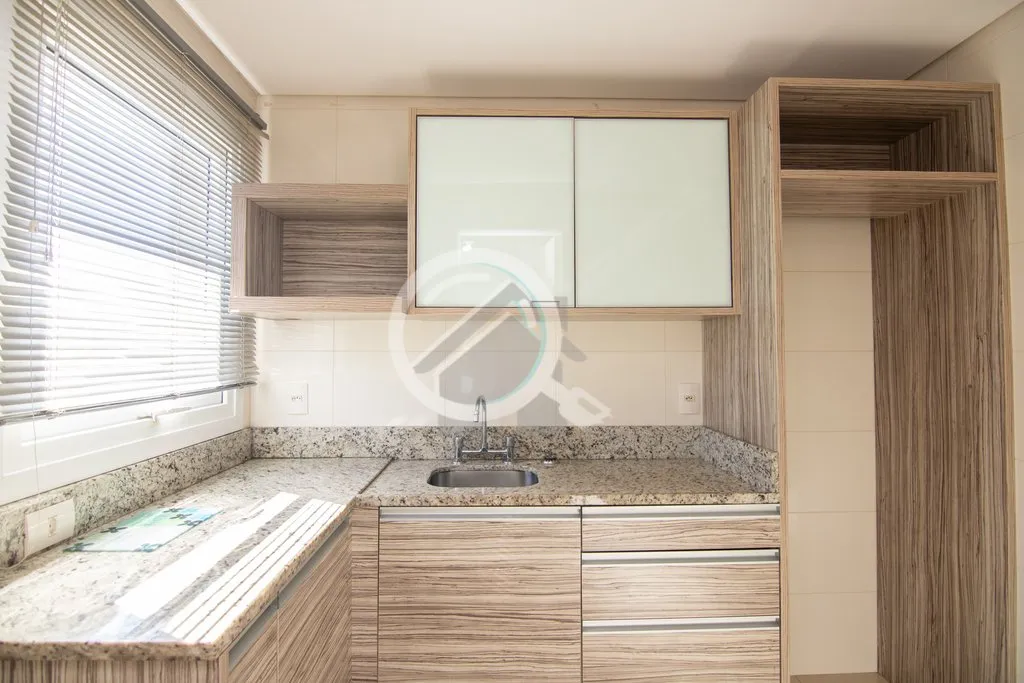 Imagem Excelente apartamento de 3 dormitórios com vista deslumbrante, andar alto com sol perfeito Norte/Oe...