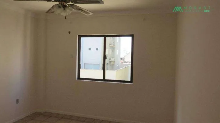 Imagem Apartamento com 2 Quartos à Venda, 100 m² em Itapema